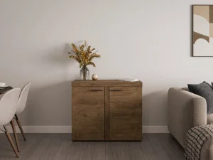 Kompaktowa komoda do salonu z szafkami RUMBA 97 cm, dąb lefkas | Komody z drzwiami Desire Furniture