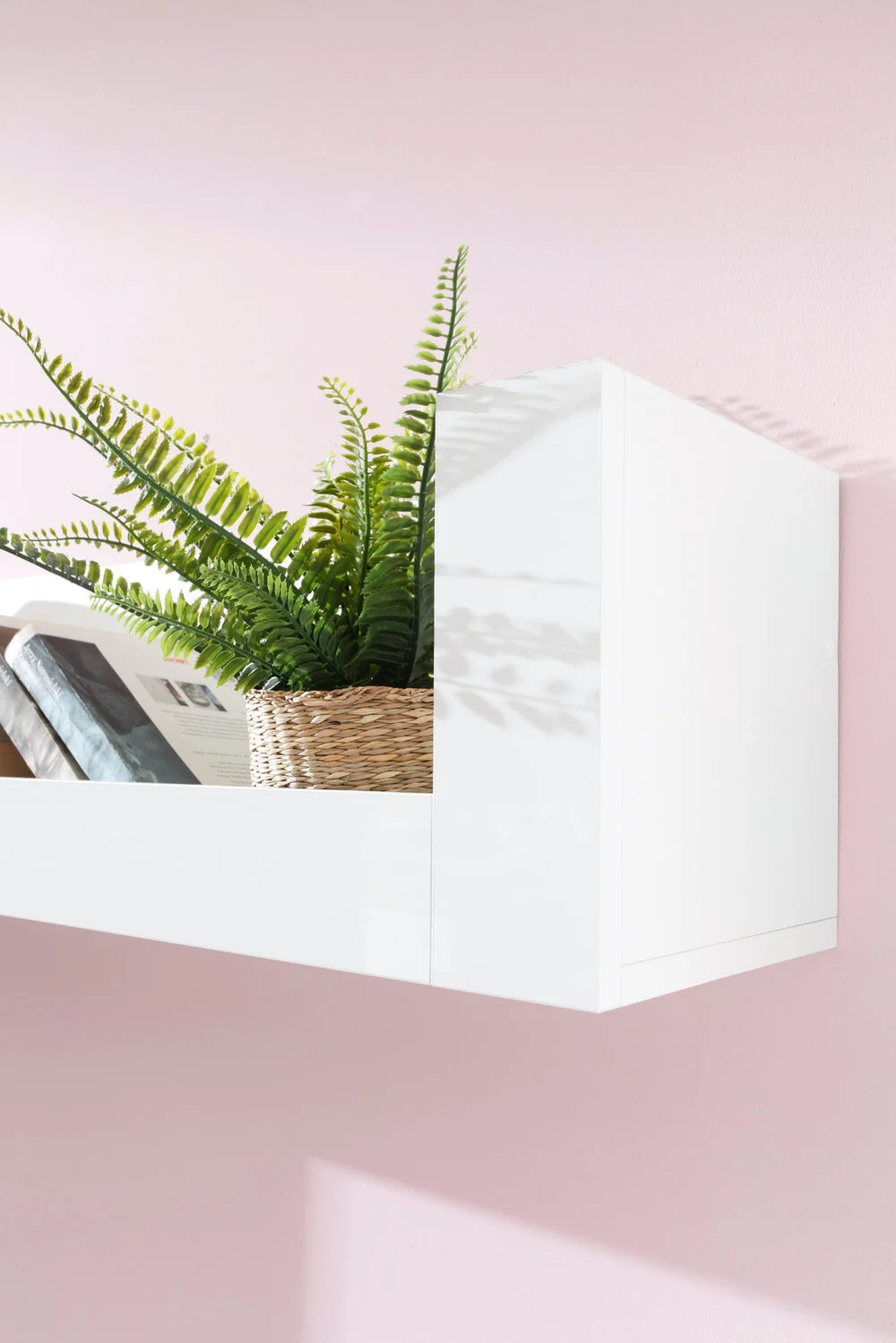 Nowoczesna półka wisząca na książki Bergen 120 cm biała – wysoki połysk Półki na książki Desire Furniture