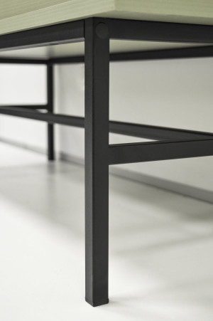 Duża komoda z szufladami TOKYO 124,5 cm, do salonu, eukaliptus, stelaż | Komody z drzwiami Desire Furniture