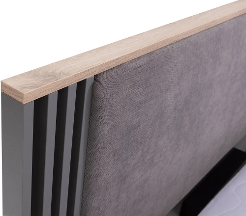 łóżko z pojemnikiem