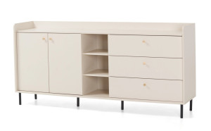 komoda z otwartymi wnękami