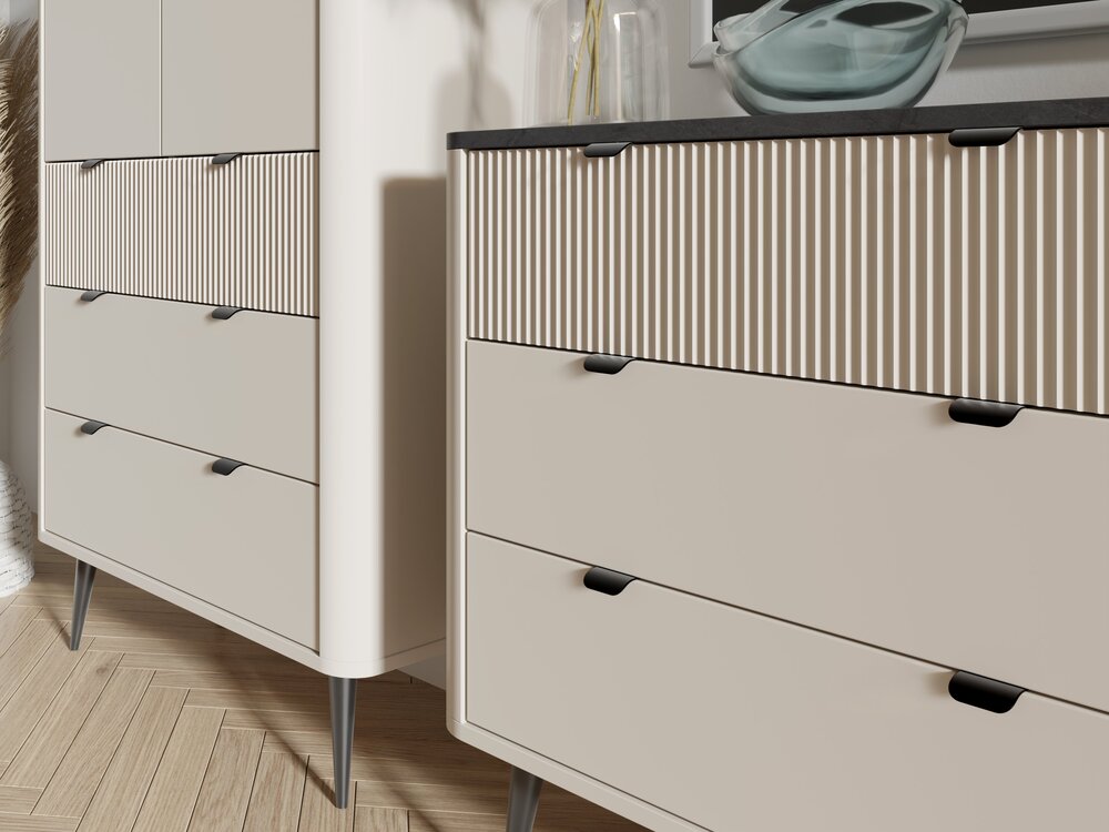 Pojemna komoda z drzwiami Desire Furniture kolekcja Marly